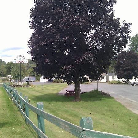 Colonnade Inn Lyndonville Eksteriør bilde