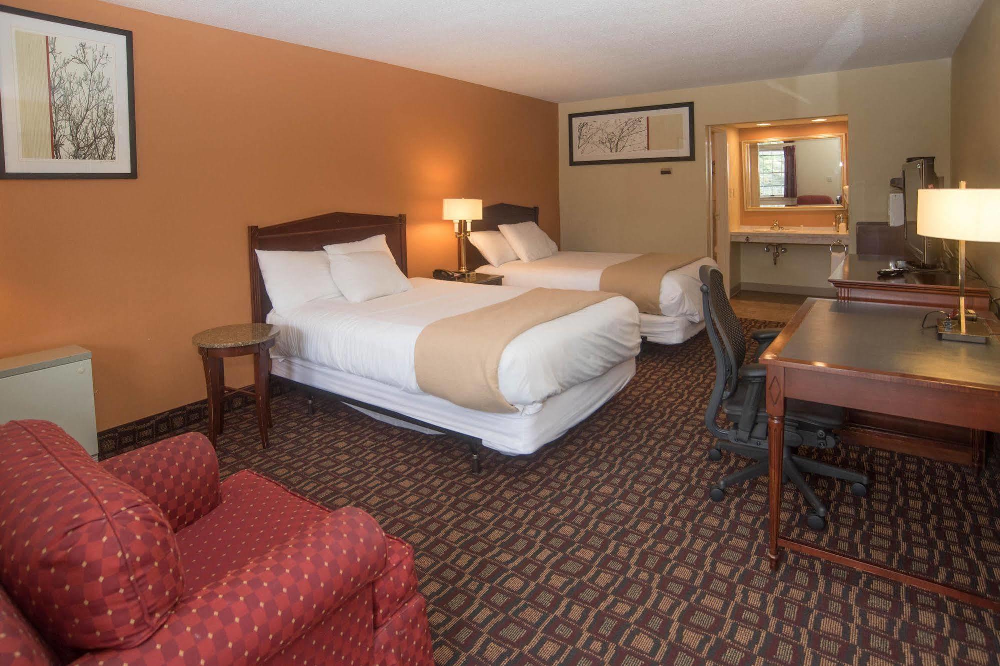 Colonnade Inn Lyndonville Eksteriør bilde